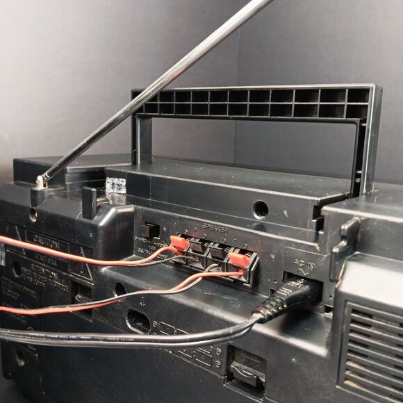 Vintage 1980’s Sony Boombox Blaster CFS-W360 Everything Works But Left Tape Deck - Picture 12 of 16